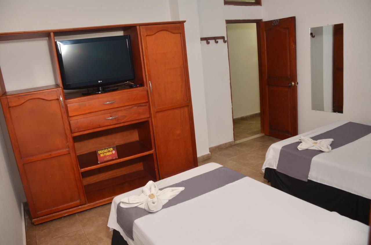 Hotel Plaza Ventura 巴兰基亚 外观 照片